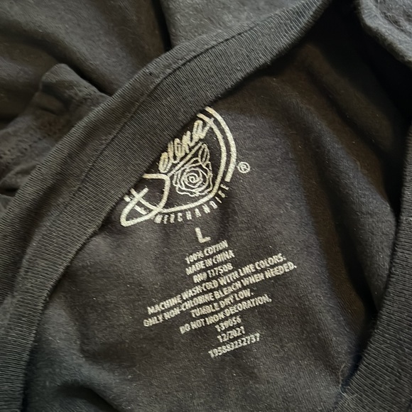 Selena T-Shirt - Large - Picture 4 of 7